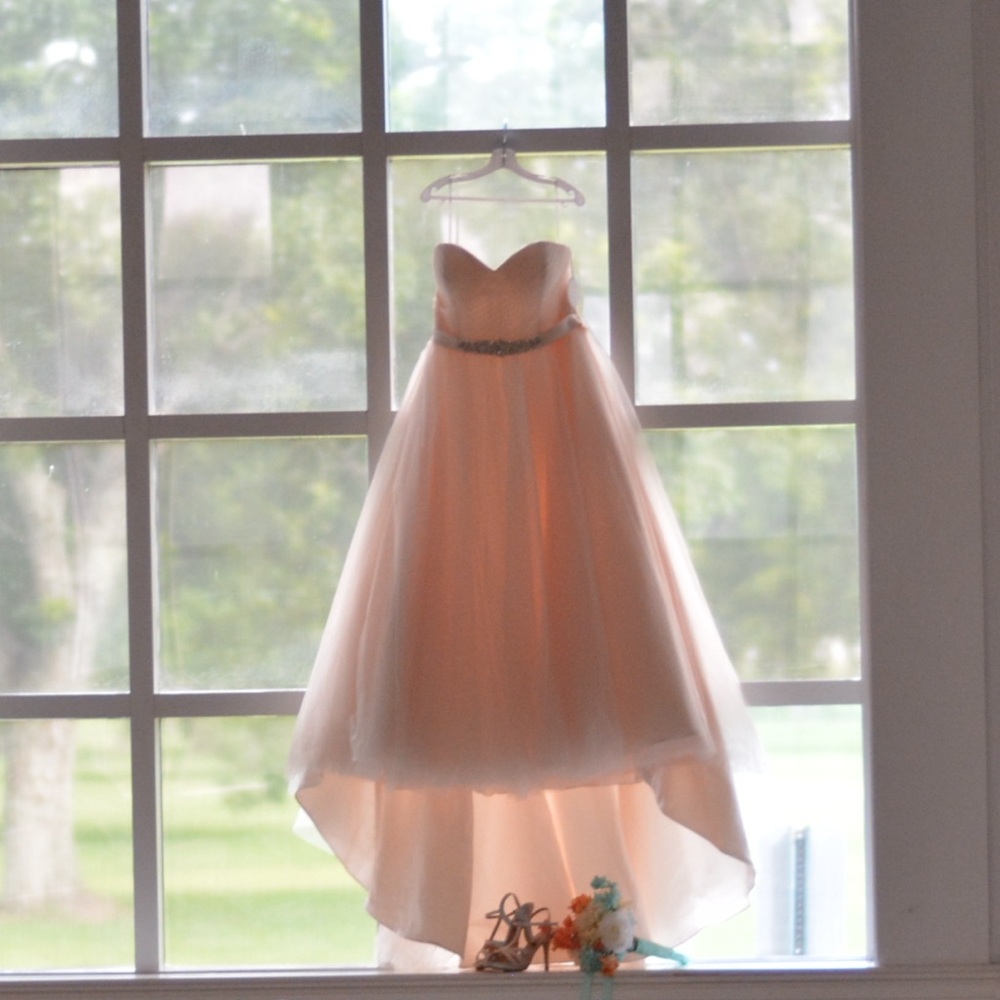 Sydney's Closet Elegant Cream Wedding Dress